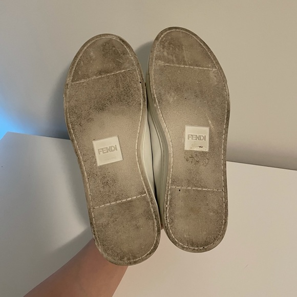 Fendi women’s white monster sneaker in size 37 - Picture 12 of 12